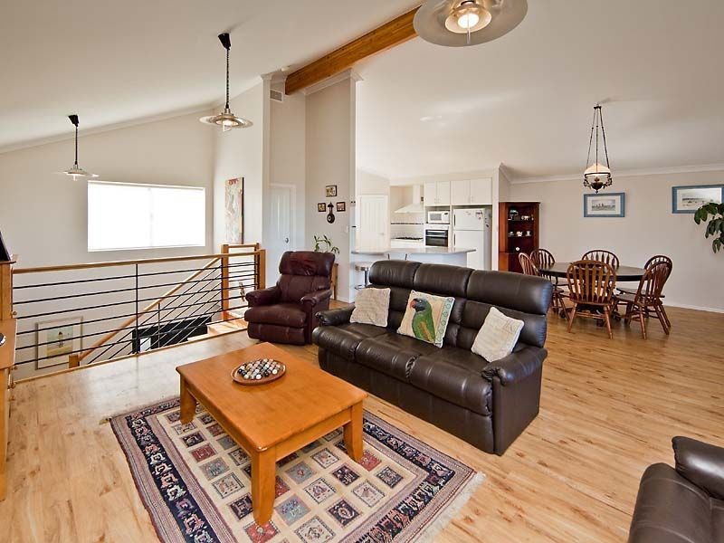 37 Jupiter Bend, Rockingham WA 6168