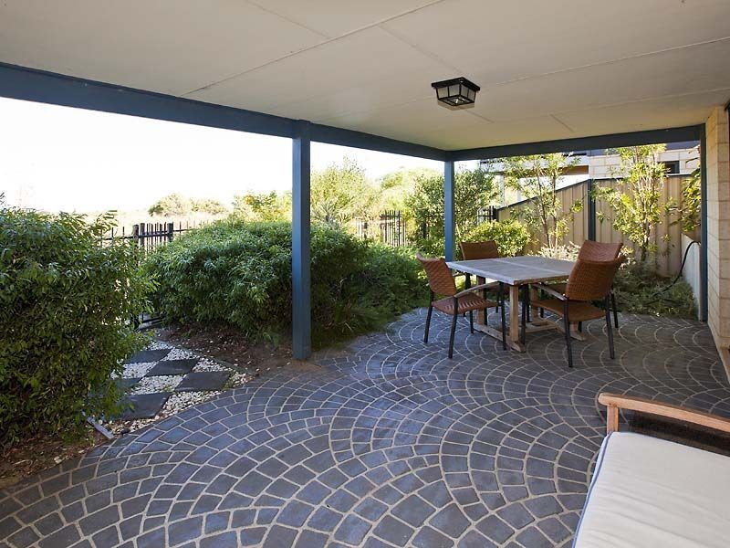 37 Jupiter Bend, Rockingham WA 6168
