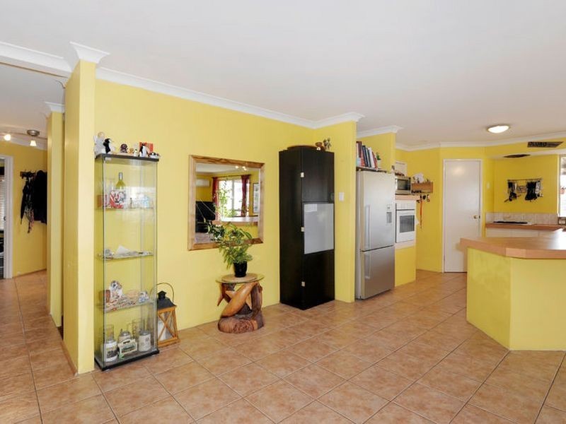 22 Mustique Mews, Secret Harbour WA 6173