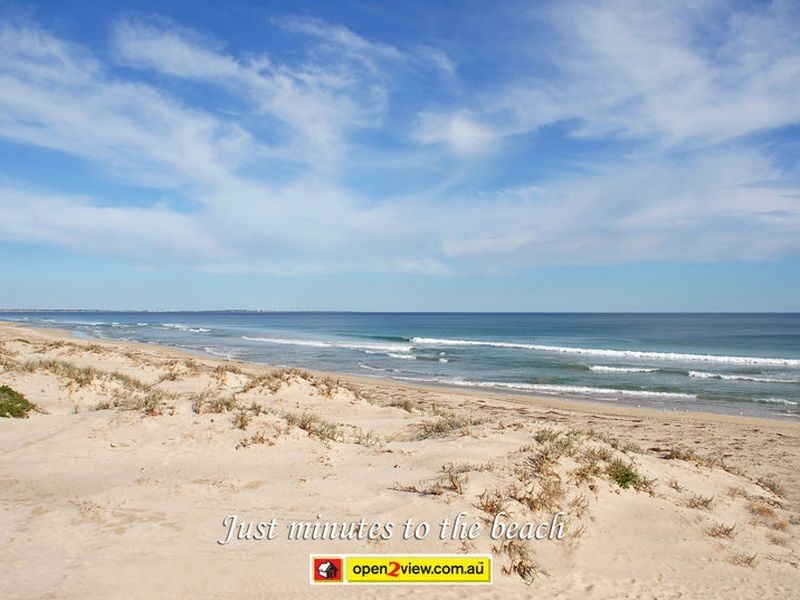 22 Mustique Mews, Secret Harbour WA 6173