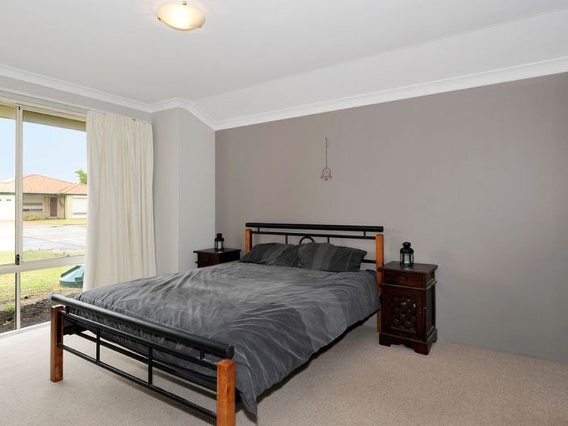 55 San Sebastain Blvd, Port Kennedy WA 6172