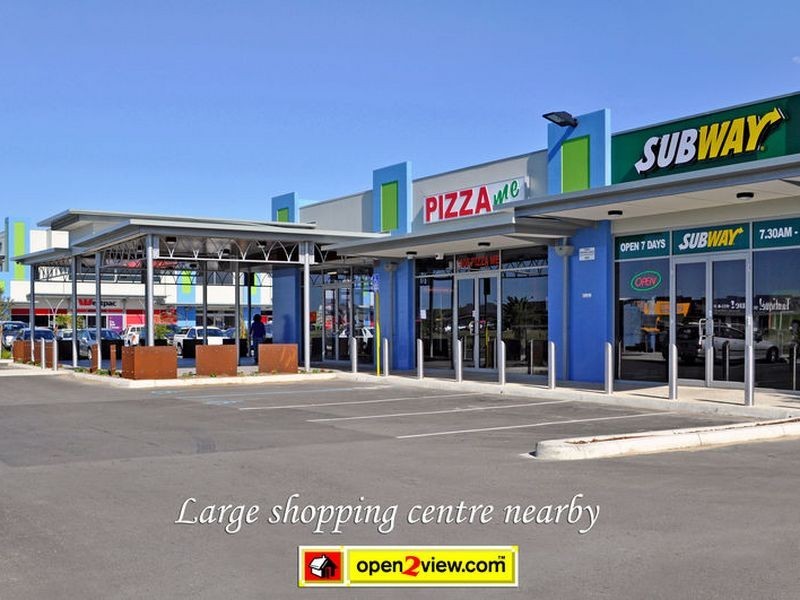 55 San Sebastain Blvd, Port Kennedy WA 6172