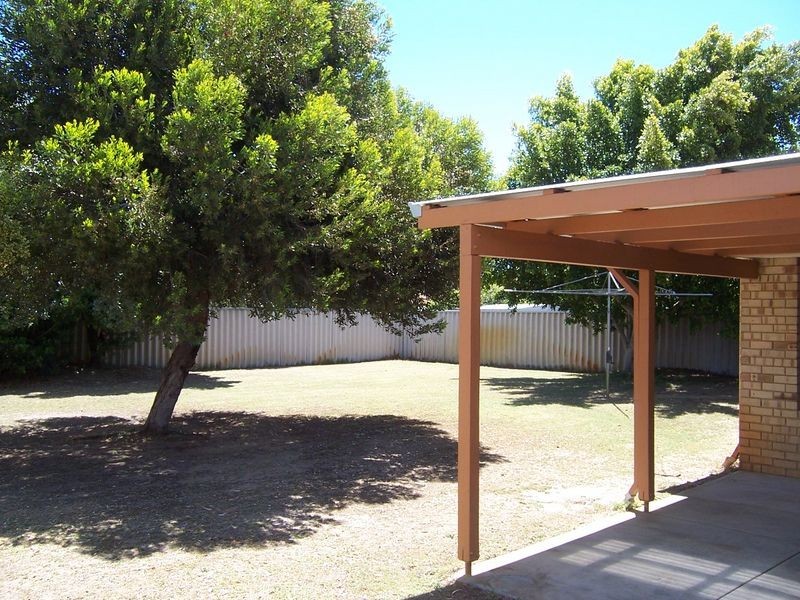 123 Charthouse Road, Waikiki WA 6169