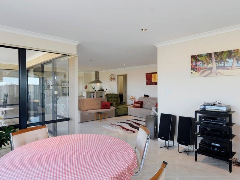 26 Colreavy Ramble, Baldivis WA 6171