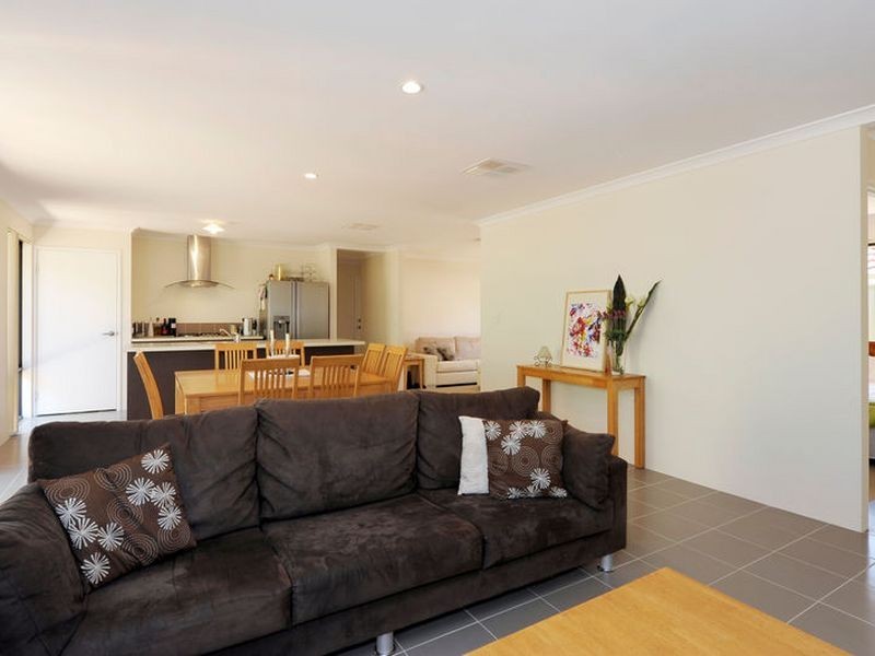 23 Blaxland Terrace, Baldivis WA 6171