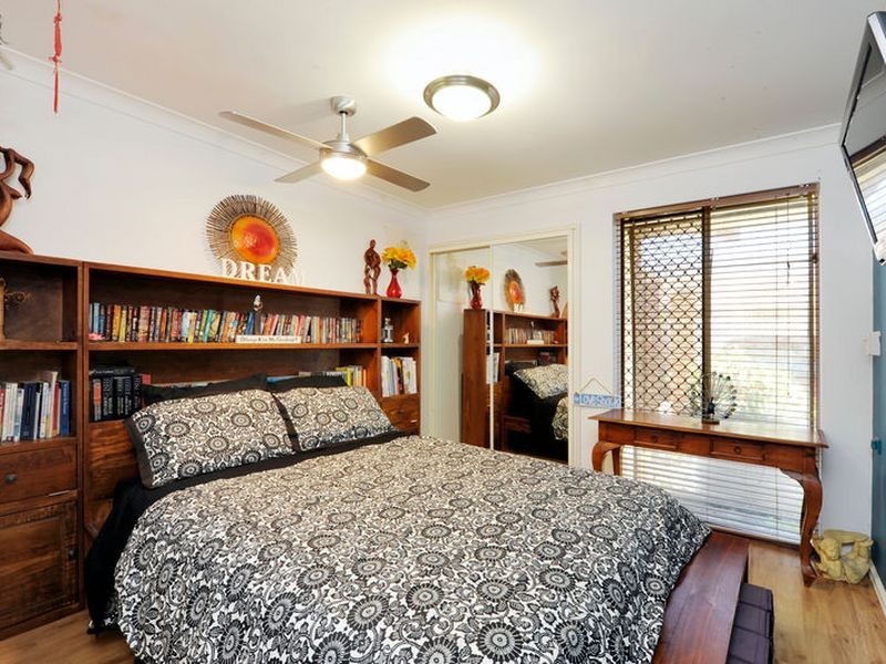 8/11 Merope Close, Rockingham WA 6168