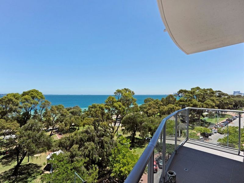 34/17-21 Rockingham Beach Road, Rockingham WA 6168