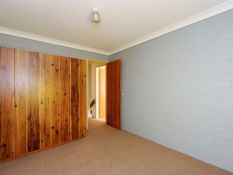 8/13 Merope Close, Rockingham WA 6168