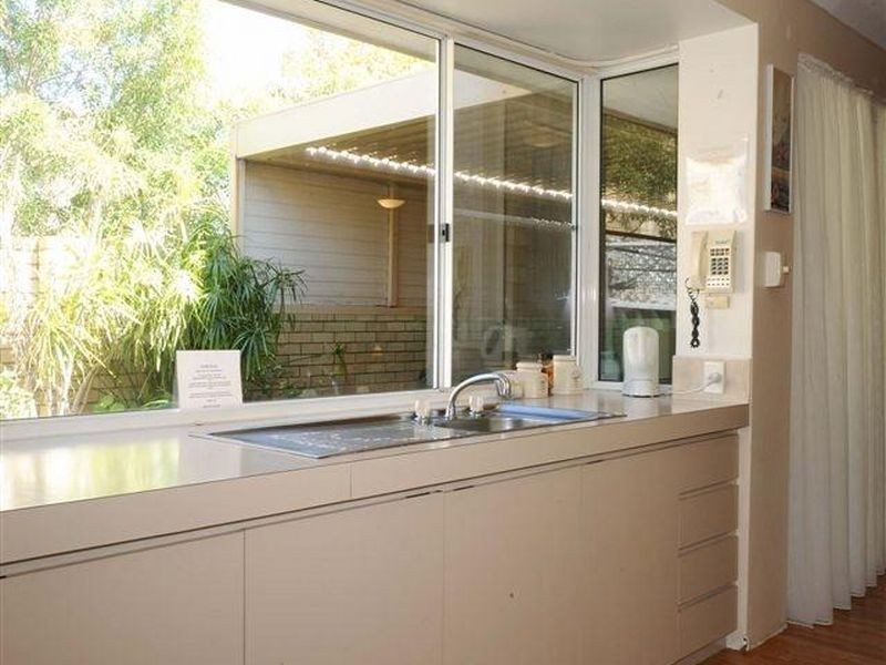 2/11 Bell Street, Rockingham WA 6168