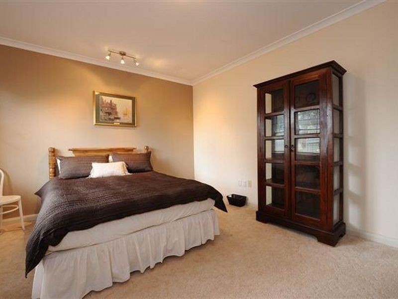 2 William Street, Rockingham WA 6168