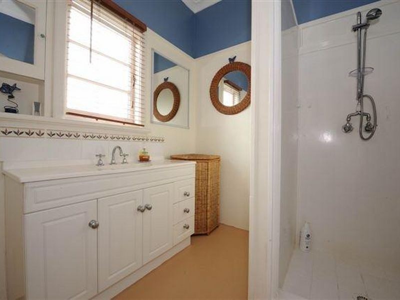 2 William Street, Rockingham WA 6168