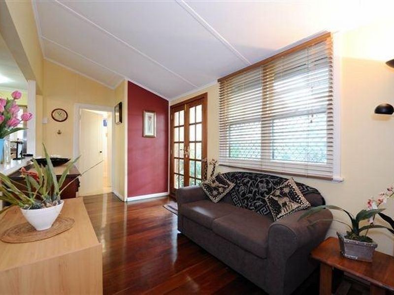 2 William Street, Rockingham WA 6168