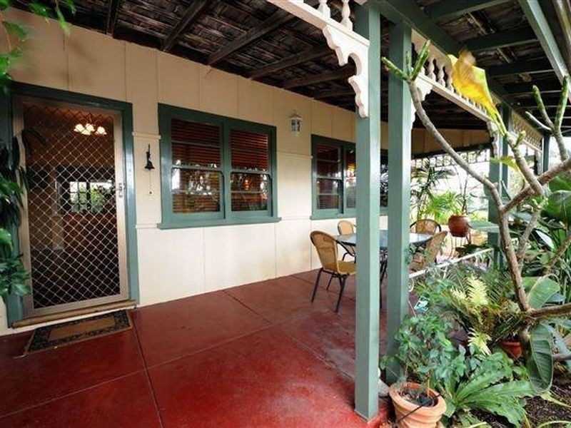 2 William Street, Rockingham WA 6168