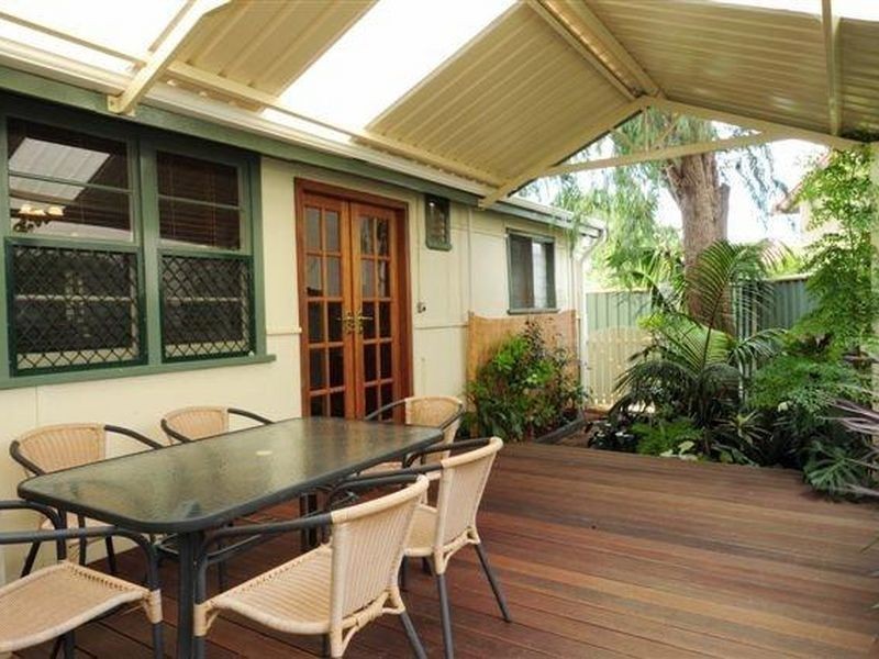 2 William Street, Rockingham WA 6168