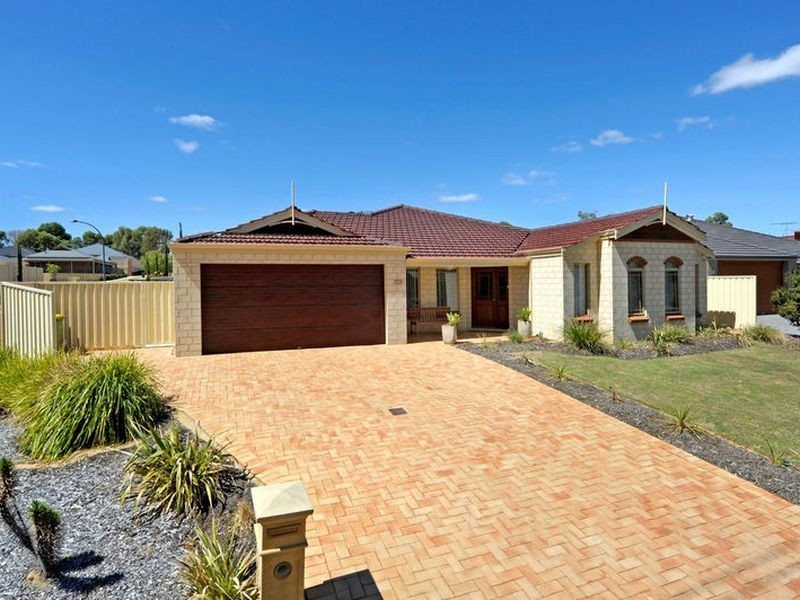 35 Tuomey Follows, Baldivis WA 6171