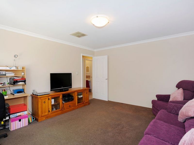 35 Tuomey Follows, Baldivis WA 6171
