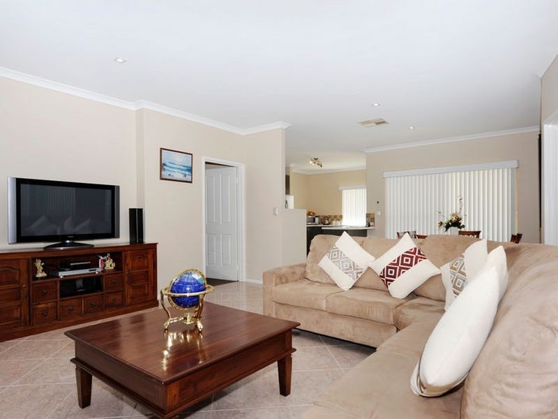 35 Tuomey Follows, Baldivis WA 6171