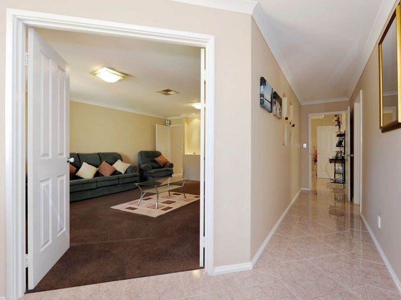 35 Tuomey Follows, Baldivis WA 6171