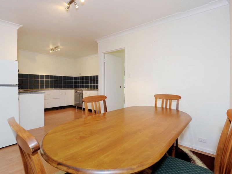 3 Monsoon Close, Waikiki WA 6169