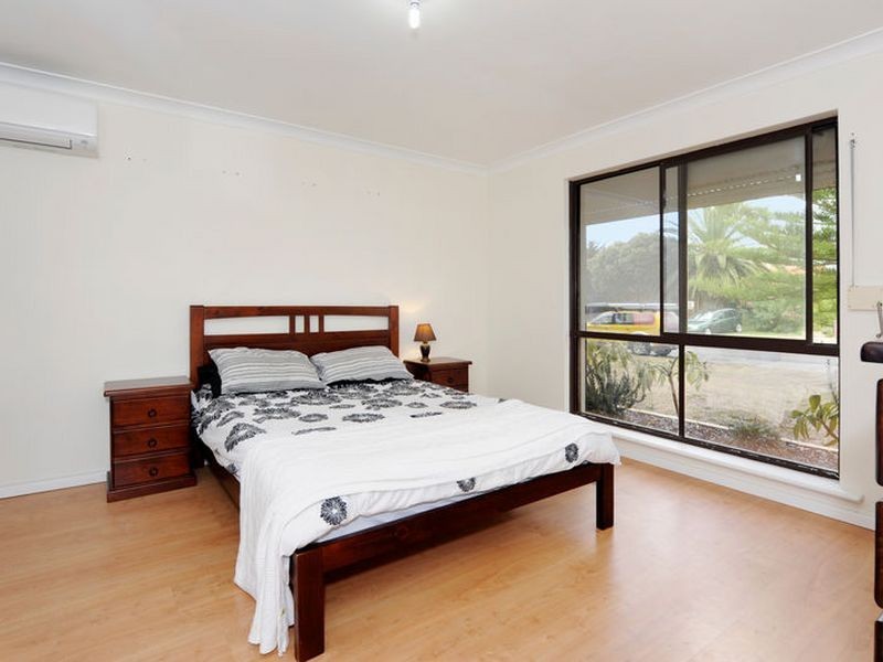 3 Monsoon Close, Waikiki WA 6169