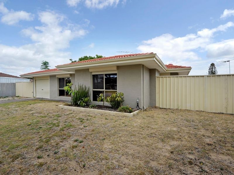 3 Monsoon Close, Waikiki WA 6169