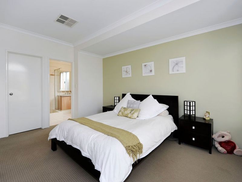 11 Celtic Crescent, Shoalwater WA 6169