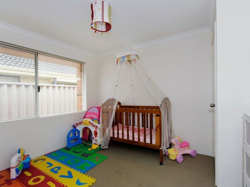 11 Celtic Crescent, Shoalwater WA 6169