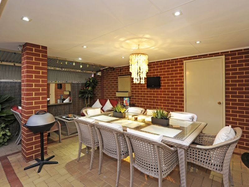 8 Verin Lane, Port Kennedy WA 6172