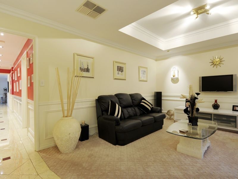 8 Verin Lane, Port Kennedy WA 6172