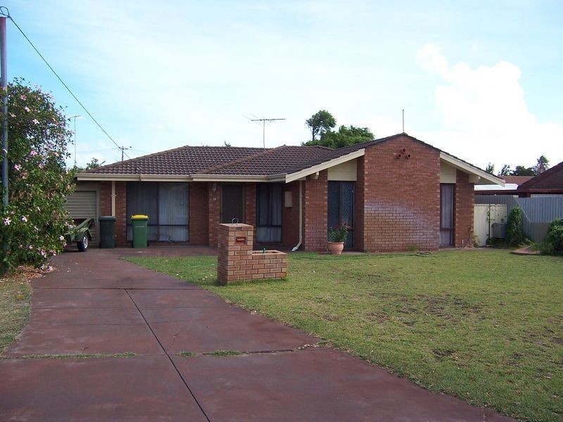 18 Jindarra Close, Cooloongup WA 6168
