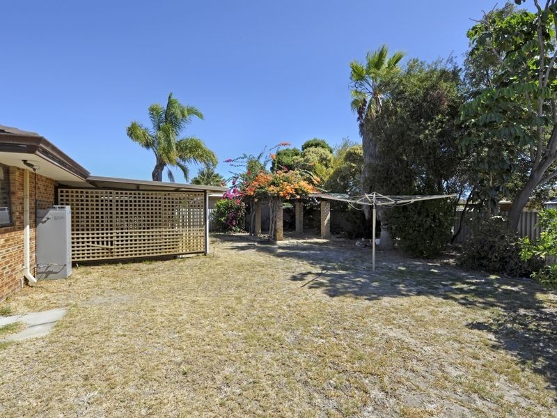 20 Burnside Way, Waikiki WA 6169