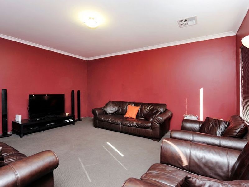 7 Scarpview Drive, Serpentine WA 6125