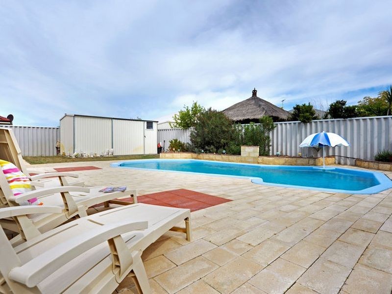 50 Hennessy Way, Rockingham WA 6168