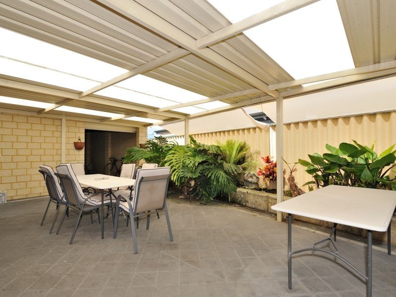 3 Edgbaston Crescent, Port Kennedy WA 6172