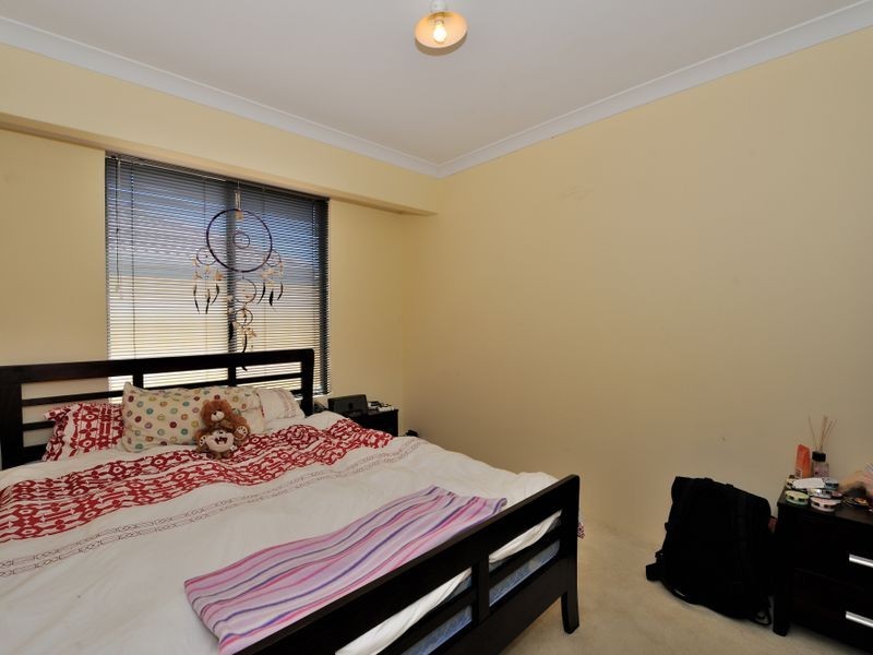 3 Edgbaston Crescent, Port Kennedy WA 6172