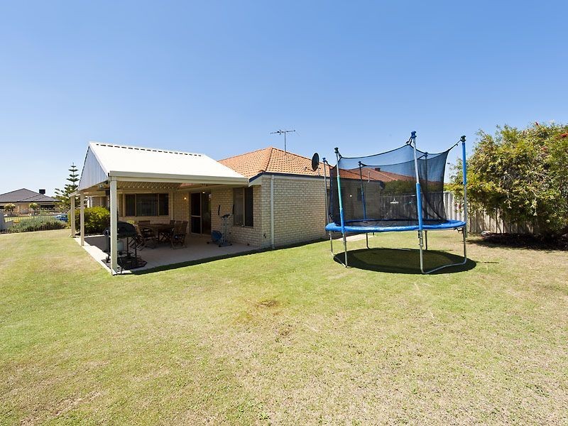 174 Grand Ocean Blvd, Port Kennedy WA 6172