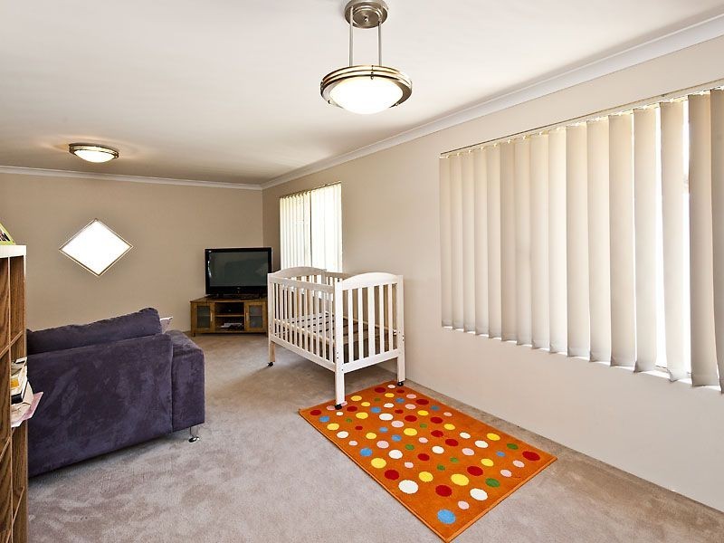 174 Grand Ocean Blvd, Port Kennedy WA 6172