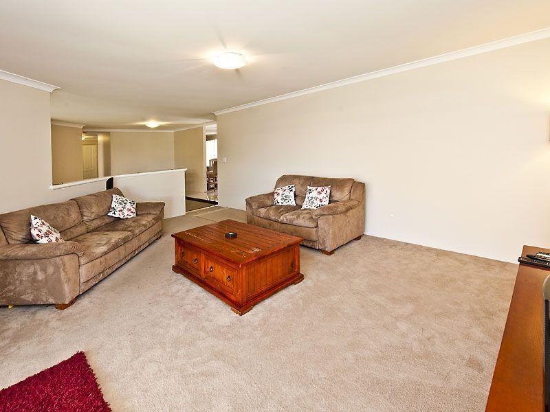 174 Grand Ocean Blvd, Port Kennedy WA 6172