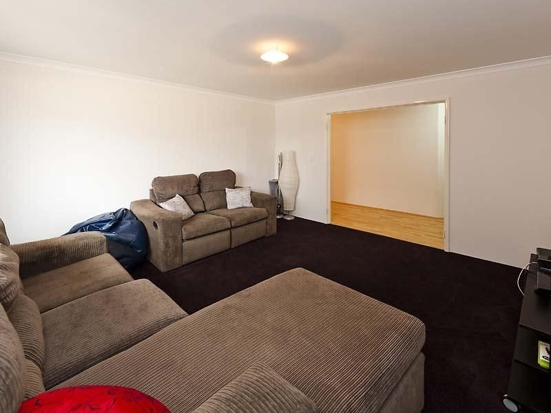 16 Mariposa Boulevard, Secret Harbour WA 6173