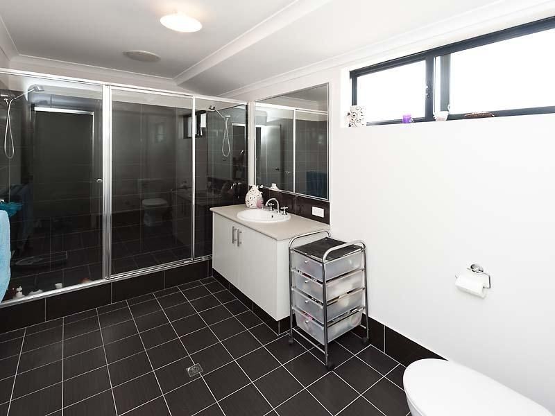 16 Mariposa Boulevard, Secret Harbour WA 6173