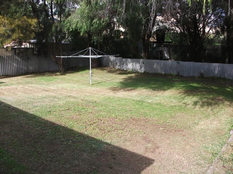 68 Karunjie Road, Golden Bay WA 6174