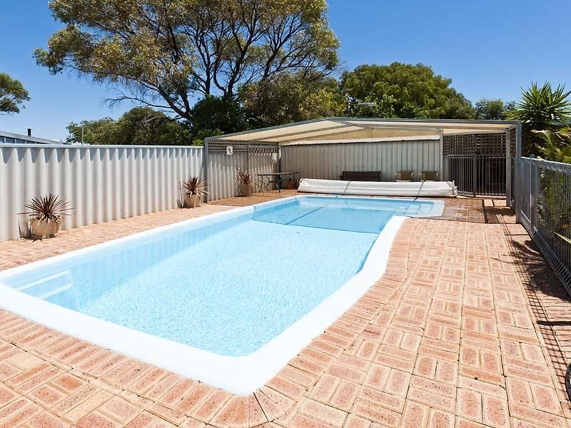 60 Dampier Drive, Golden Bay WA 6174
