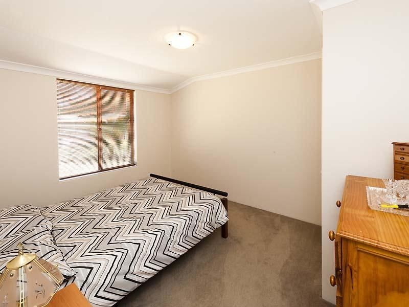 60 Dampier Drive, Golden Bay WA 6174