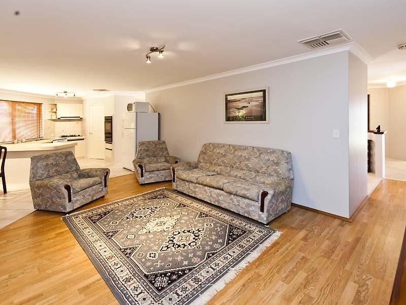 60 Dampier Drive, Golden Bay WA 6174