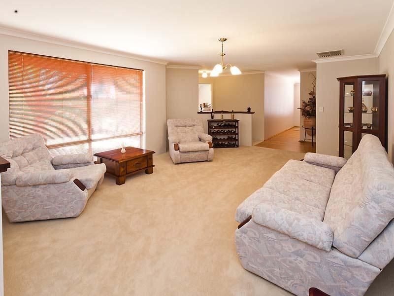 60 Dampier Drive, Golden Bay WA 6174