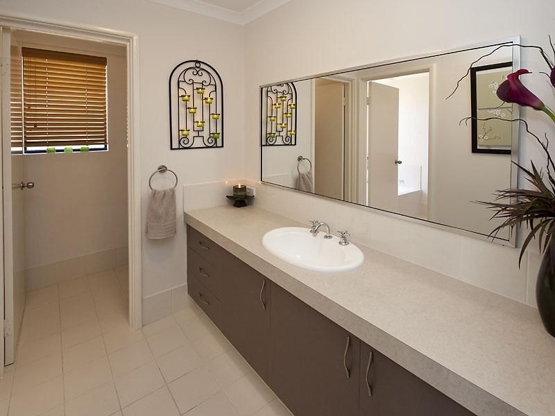 12 Salton Street, Secret Harbour WA 6173