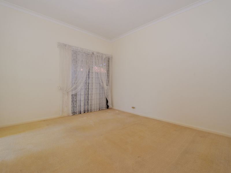 19 Warnbro Sound Avenue, Warnbro WA 6169