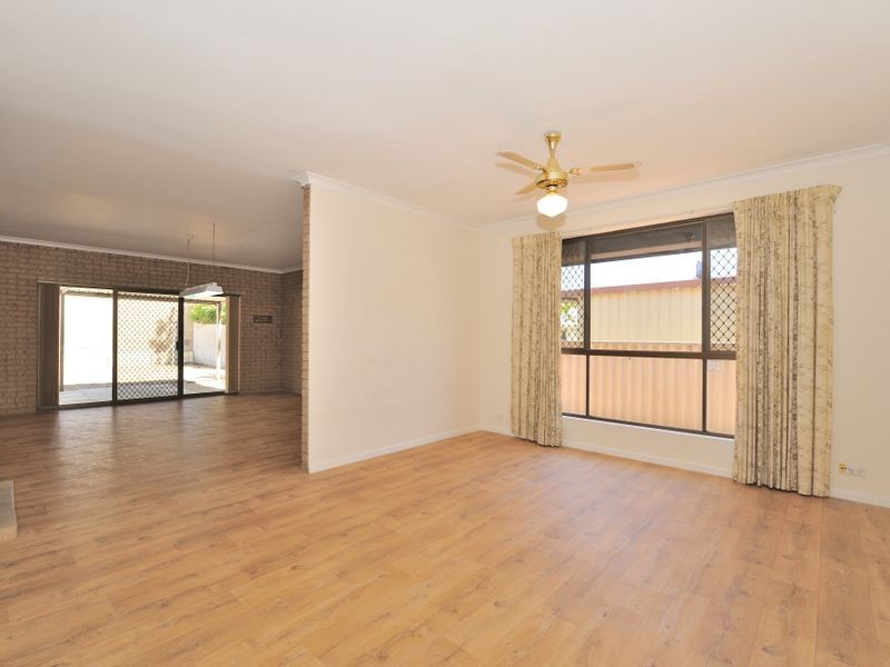 19 Warnbro Sound Avenue, Warnbro WA 6169