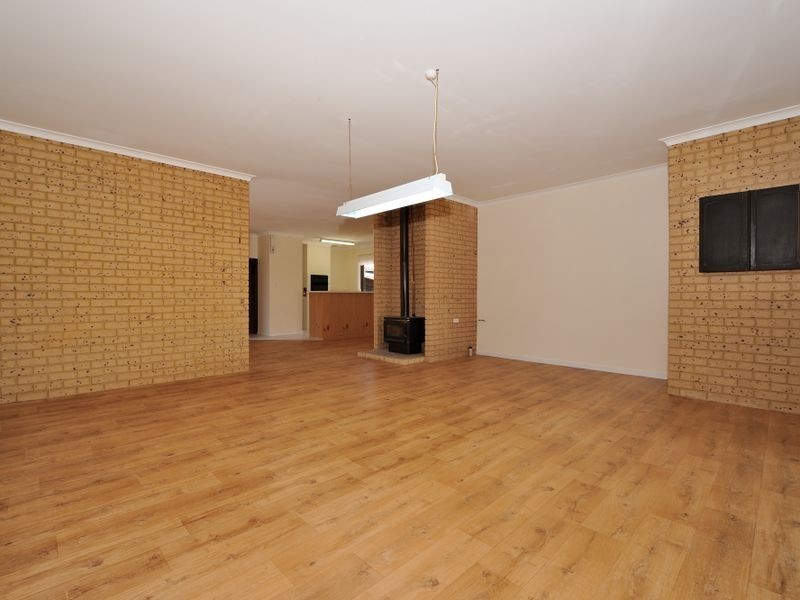 19 Warnbro Sound Avenue, Warnbro WA 6169