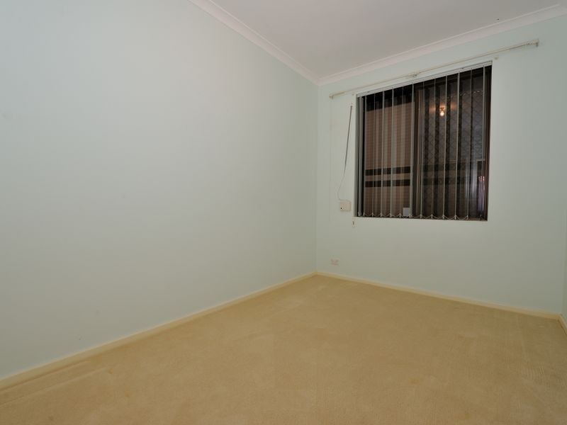 19 Warnbro Sound Avenue, Warnbro WA 6169